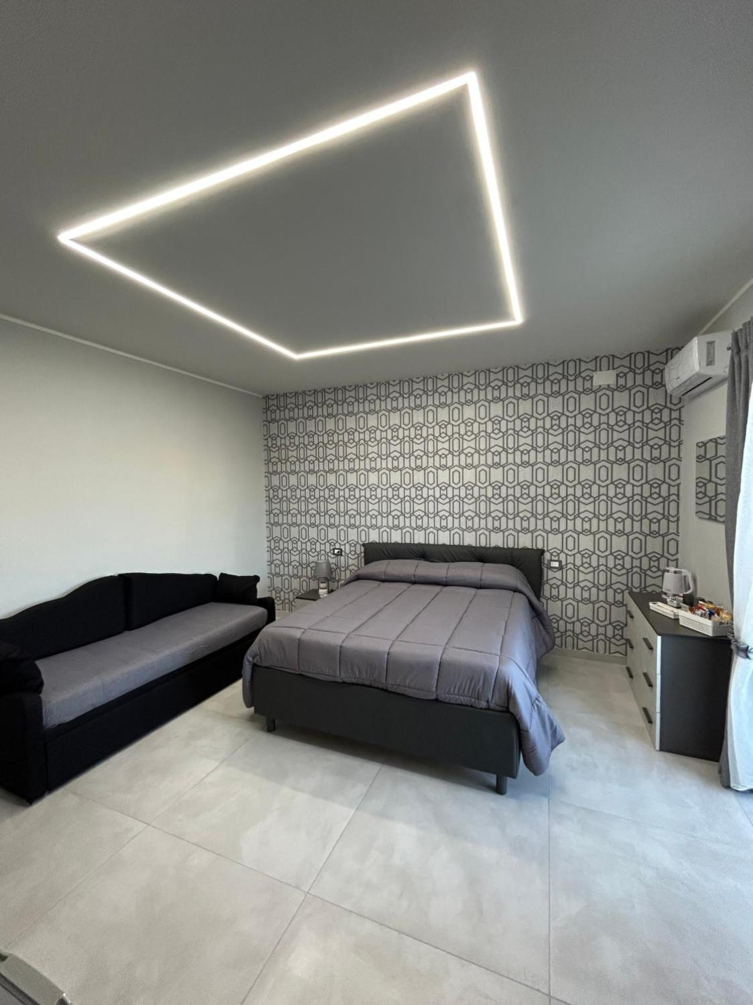 Skycity 2 Affittacamere *